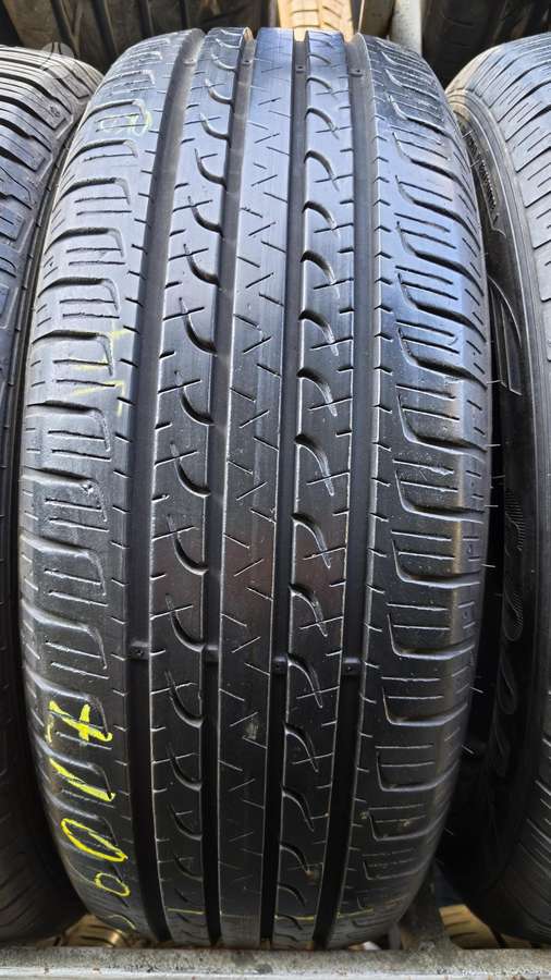 Goodyear Efficient Grip performance suv, vasarinės 215/60 R17
