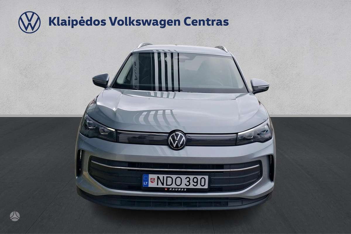 Volkswagen Tiguan - 2