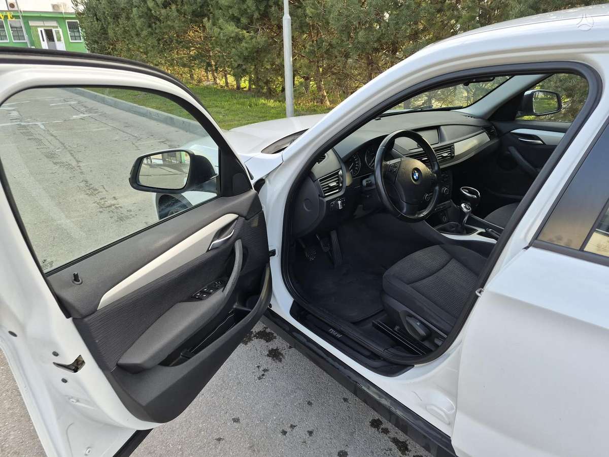 BMW X1, 2.0 l., Хэтчбек