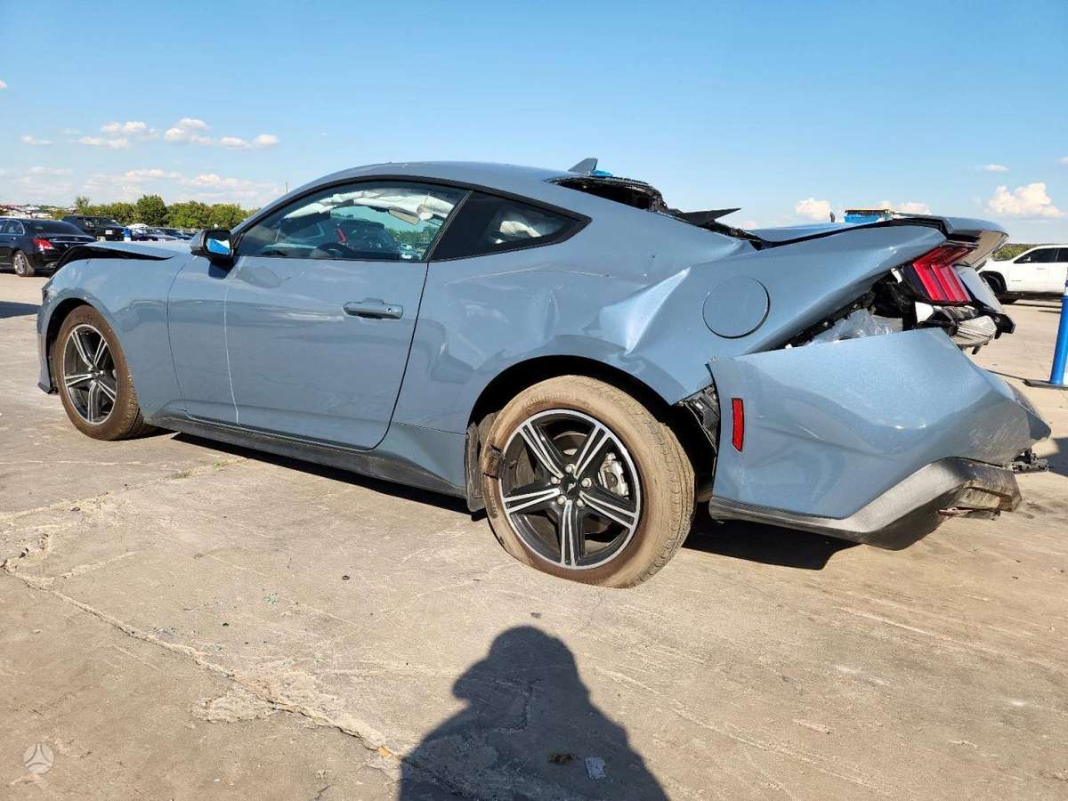 Ford Mustang for parts
