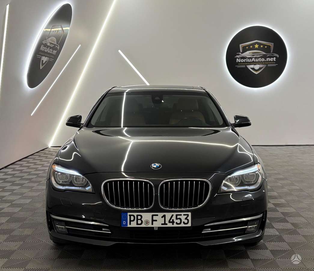 BMW 730, 3.0 l., Седан