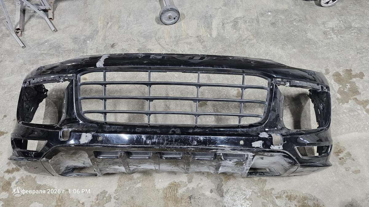 Porsche Cayenne bumpers