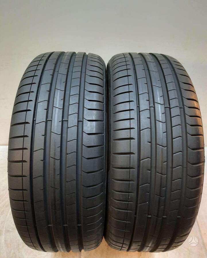 Pirelli P-Zero VOL 2022m, летние 235/45 R20