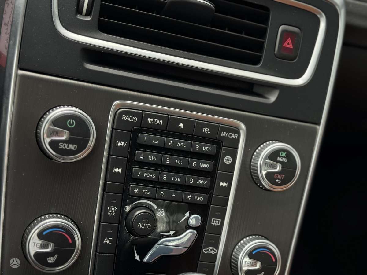 Volvo S60, 2.0 l., Седан