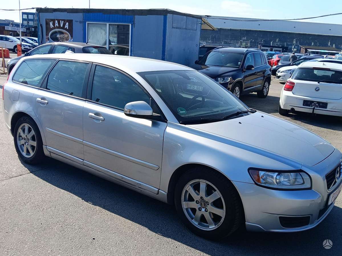 Volvo V50, 1.6 l., wagon
