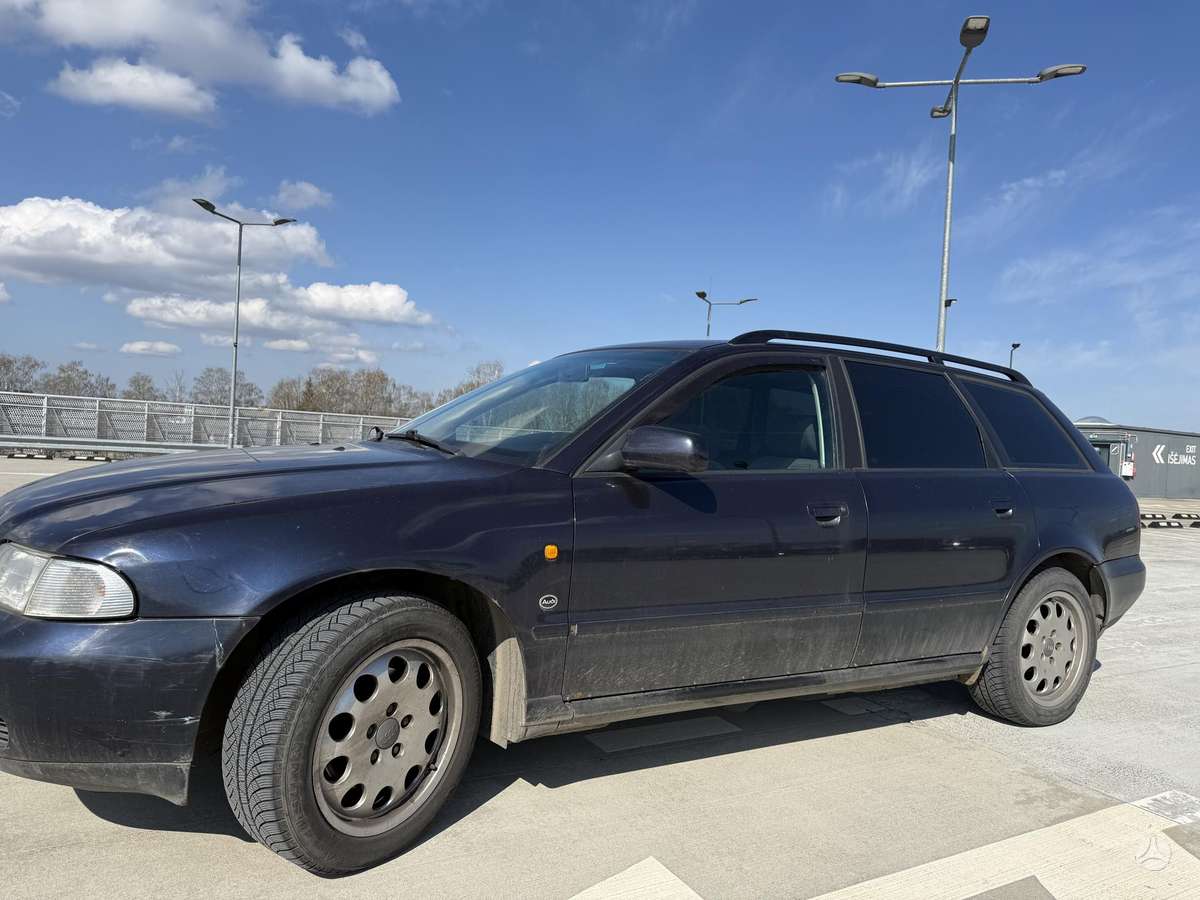 Audi A4, 1.8 l., Универсал