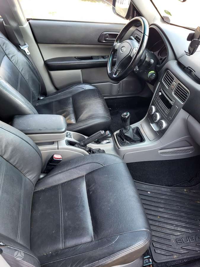 Subaru Forester, universalas