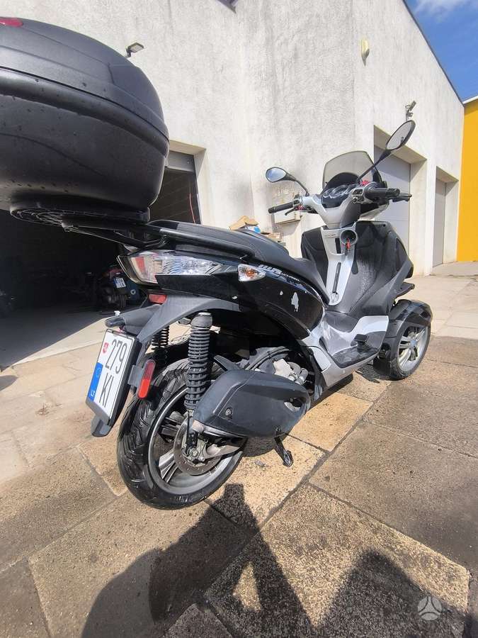 Piaggio MP3 300cc, мотороллеры / мопеды