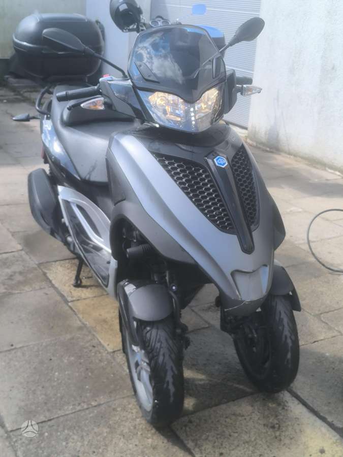 Piaggio MP3 300cc, мотороллеры / мопеды