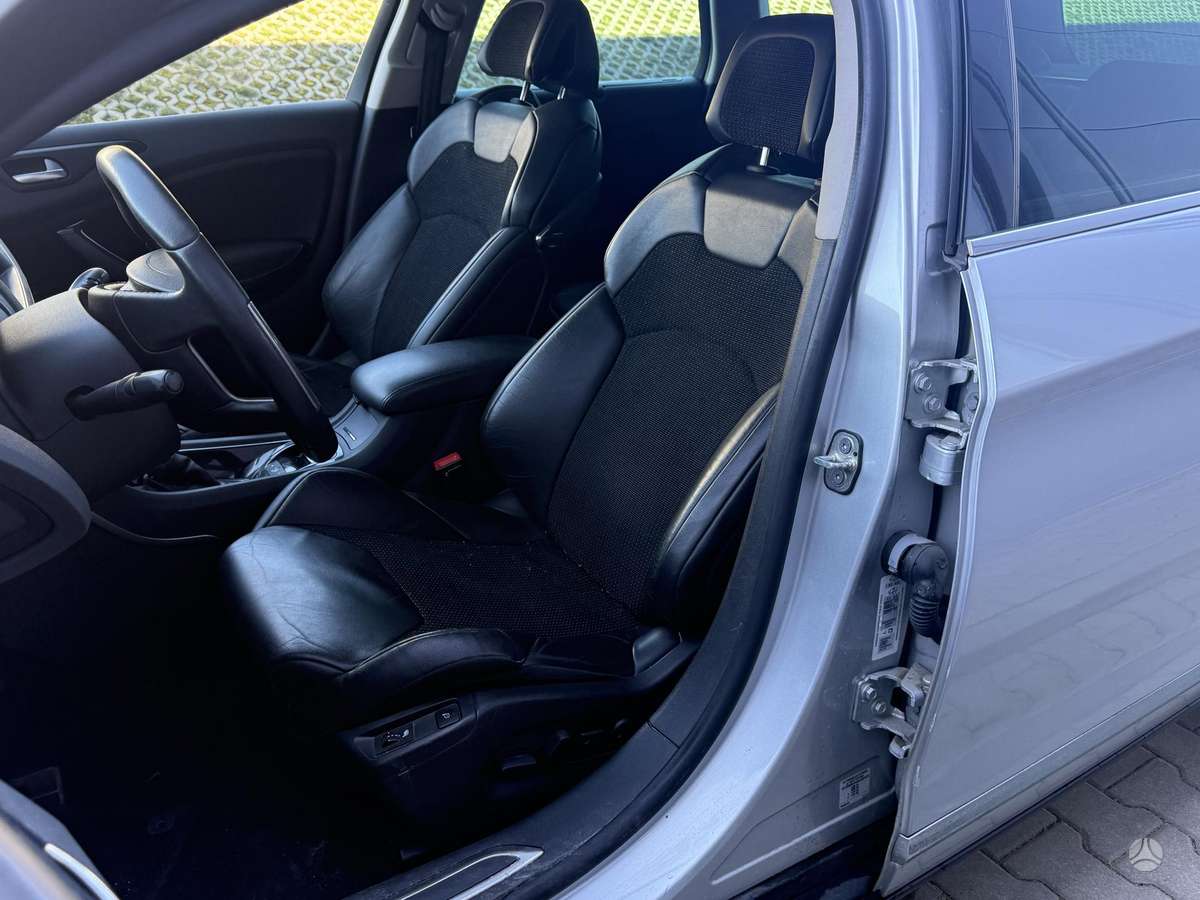 Citroen C5, 2.3 l., universalas