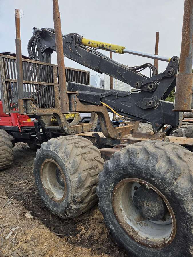 Komatsu 865, форвардеры