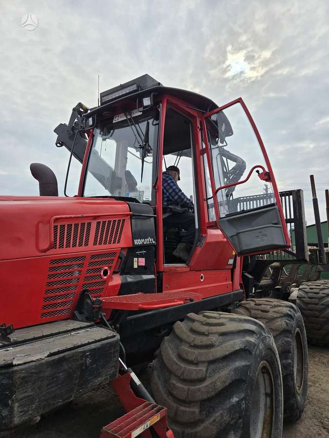 Komatsu 865, форвардеры