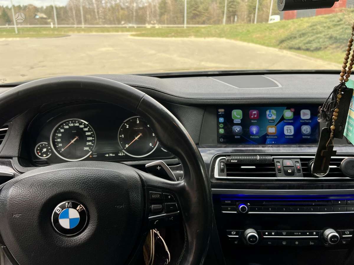 BMW 730, sedanas