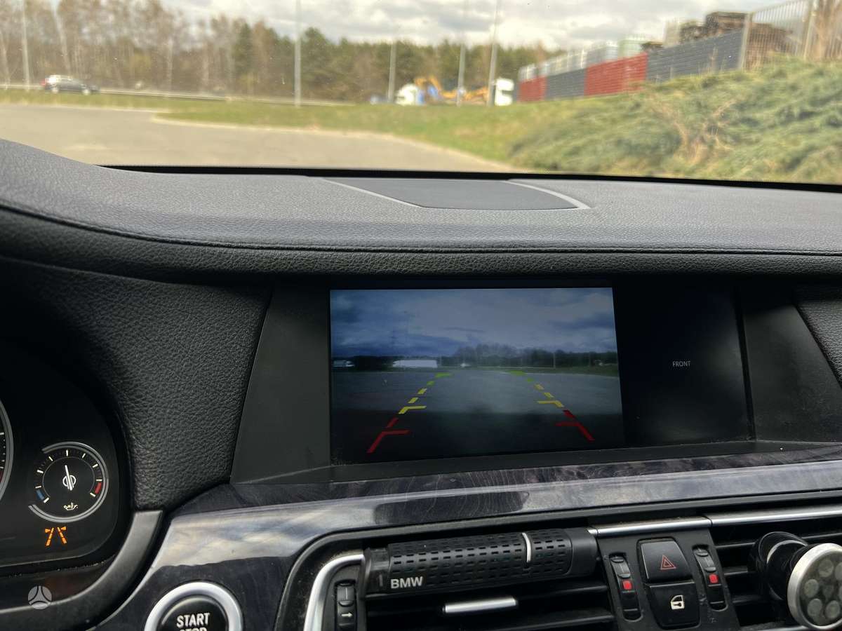 BMW 730, sedanas