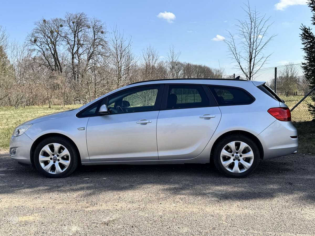 Opel Astra, 2.0 l., Универсал