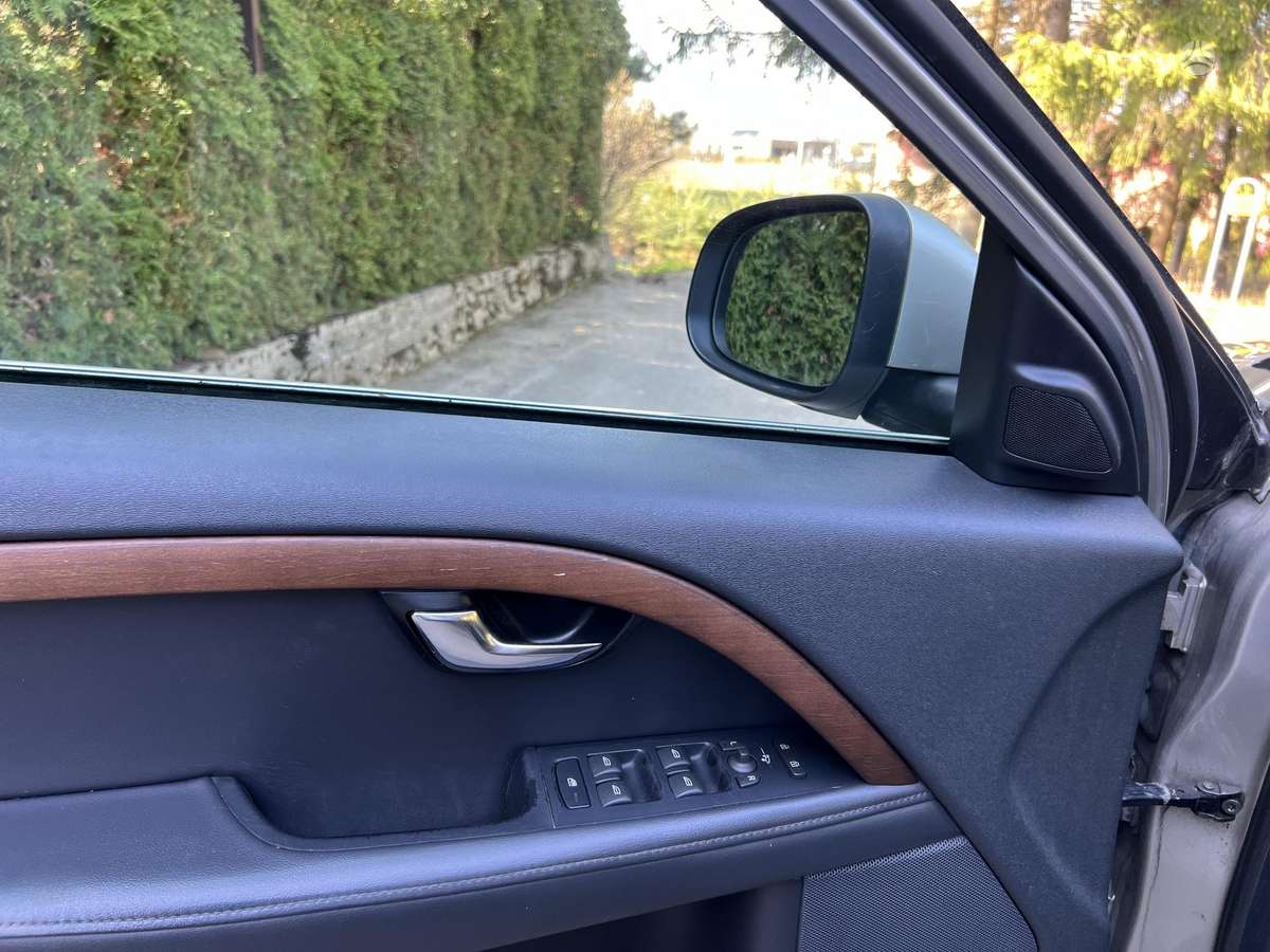 Volvo V70, 2.0 l., Универсал