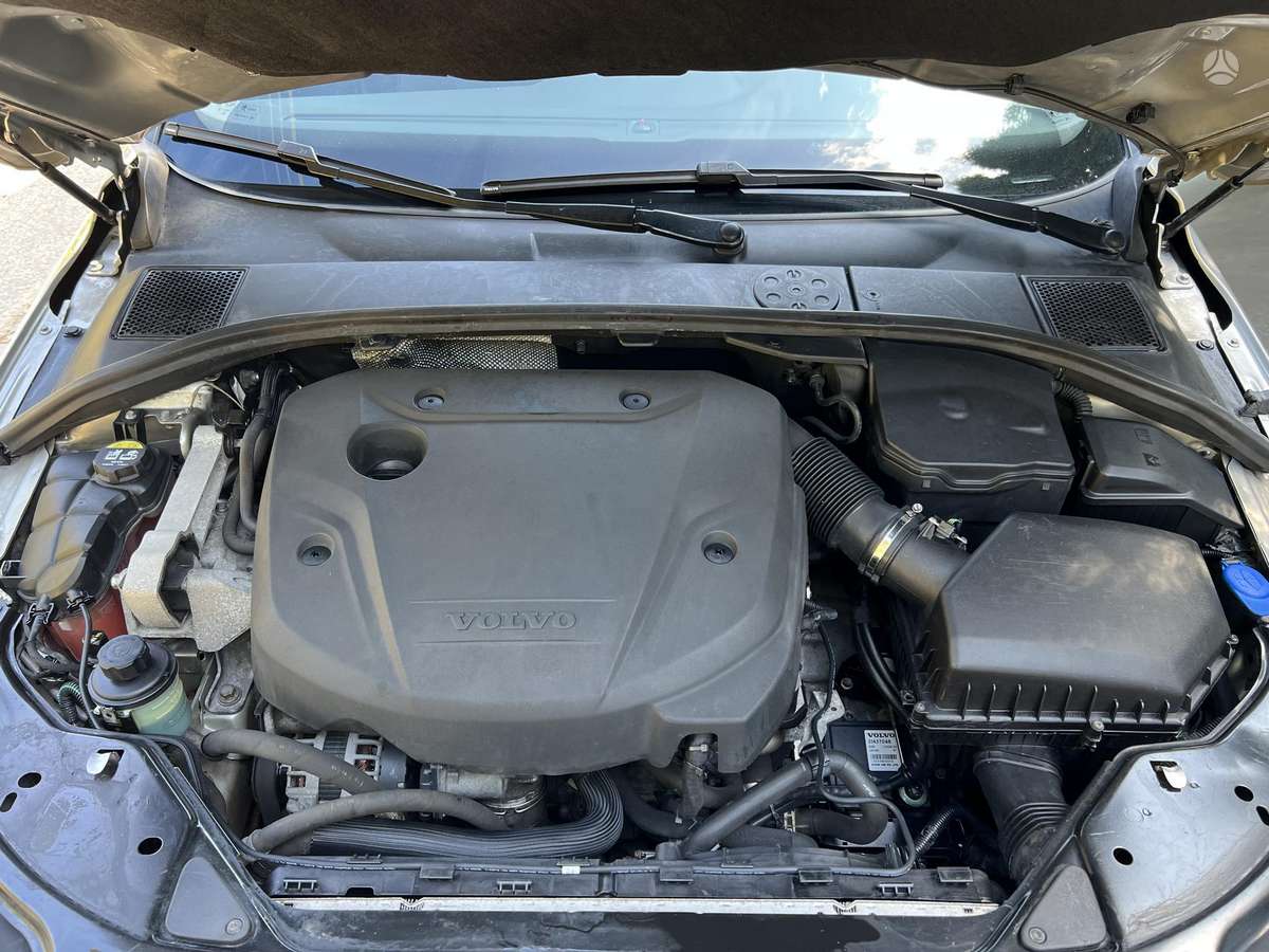Volvo V70, 2.0 l., Универсал