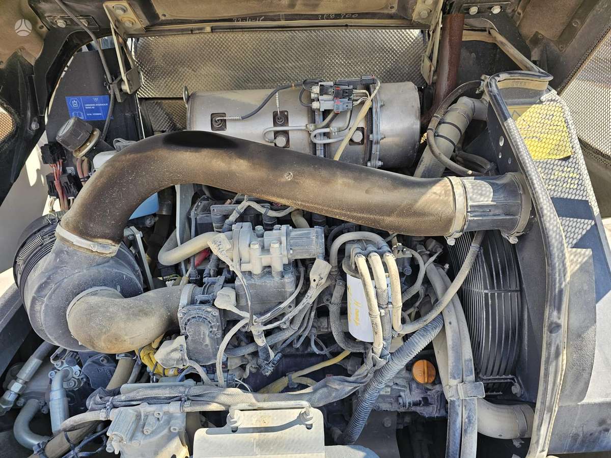 Liebherr L506C, frontal loader