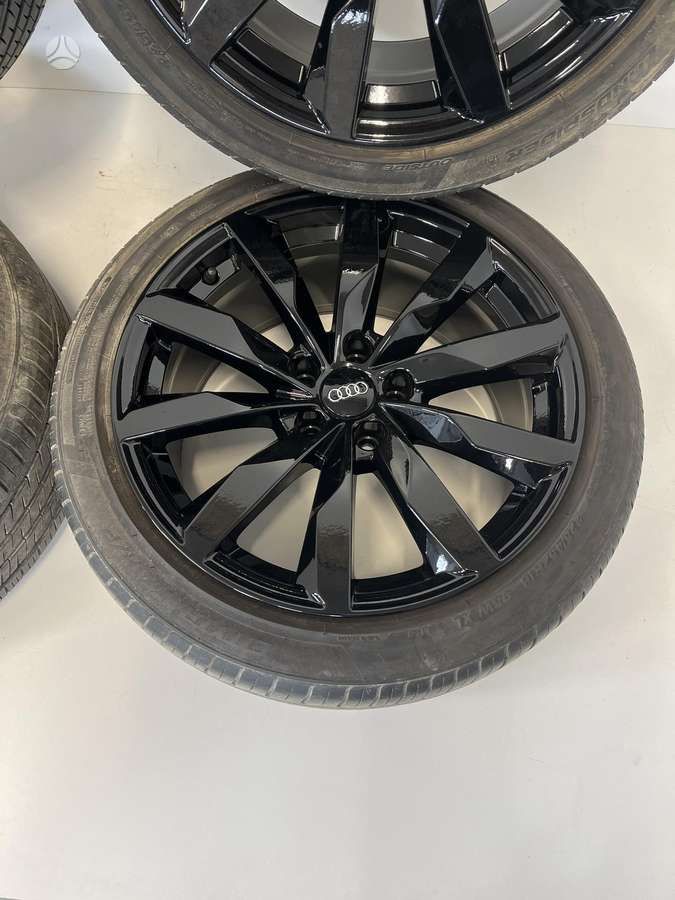Audi, lengvojo lydinio, R18