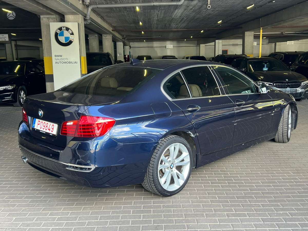 BMW 528, 2.0 l., Седан