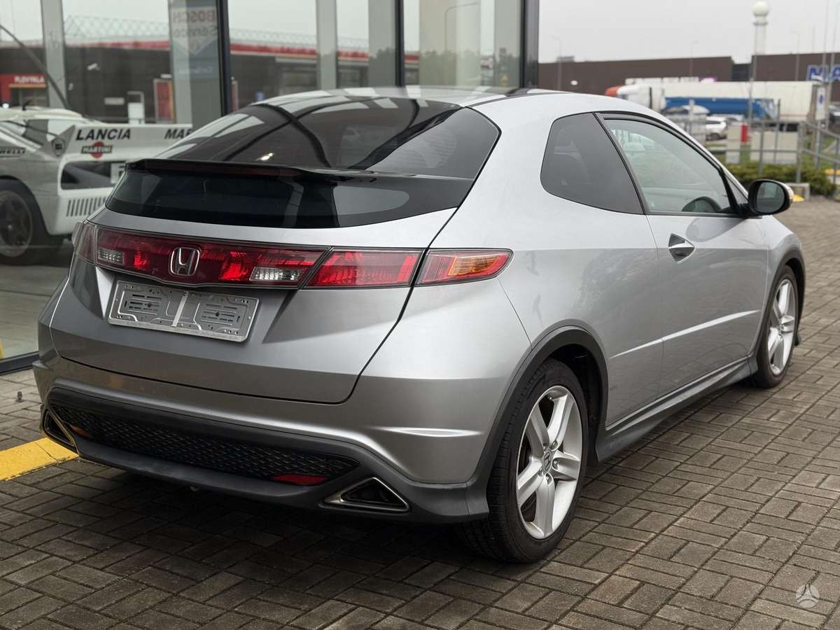 Honda Civic, 2.2 l., hatchback