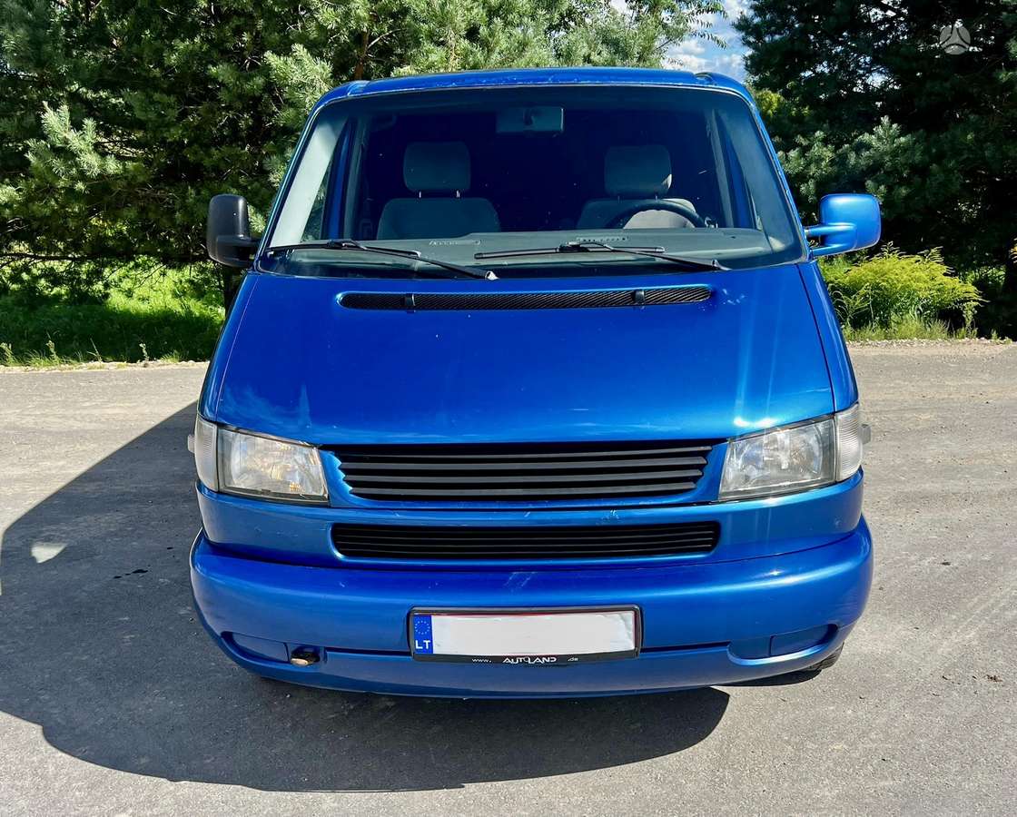 Volkswagen Multivan - 2