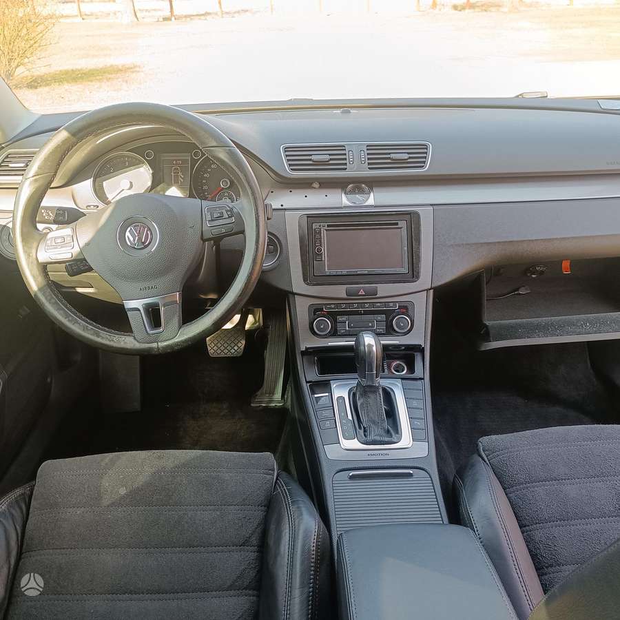 Volkswagen Passat, 2.0 l., Универсал