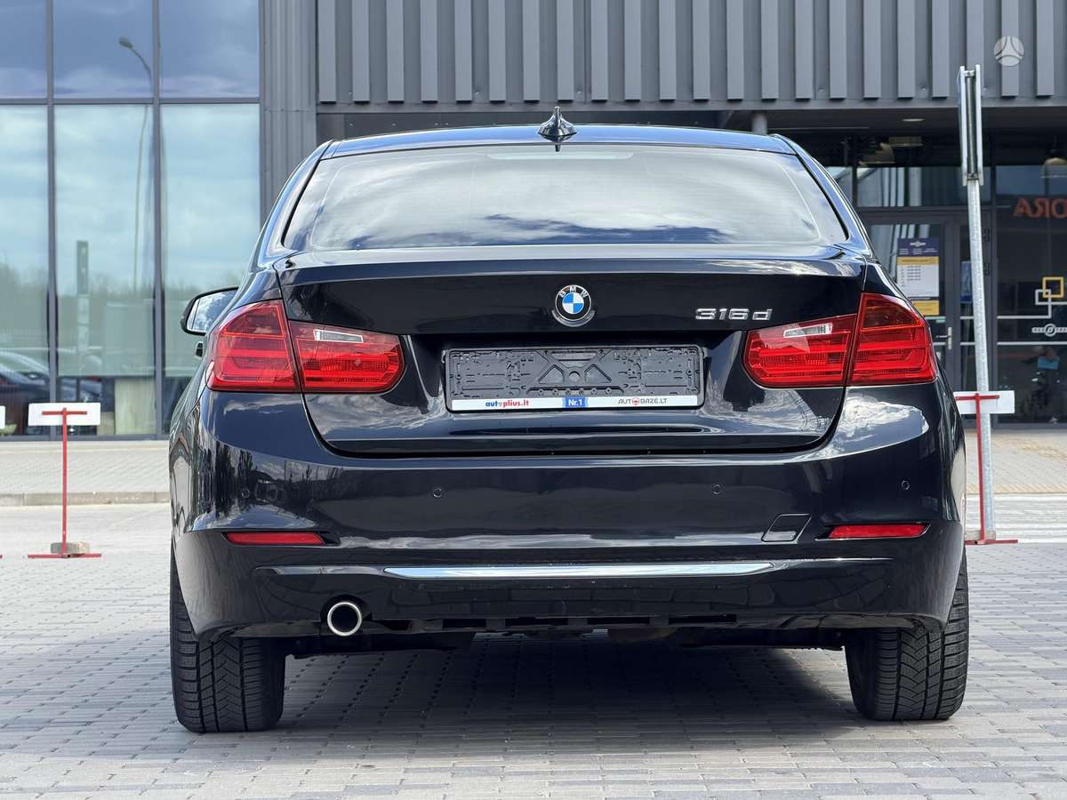 BMW 316, 2.0 l., Седан