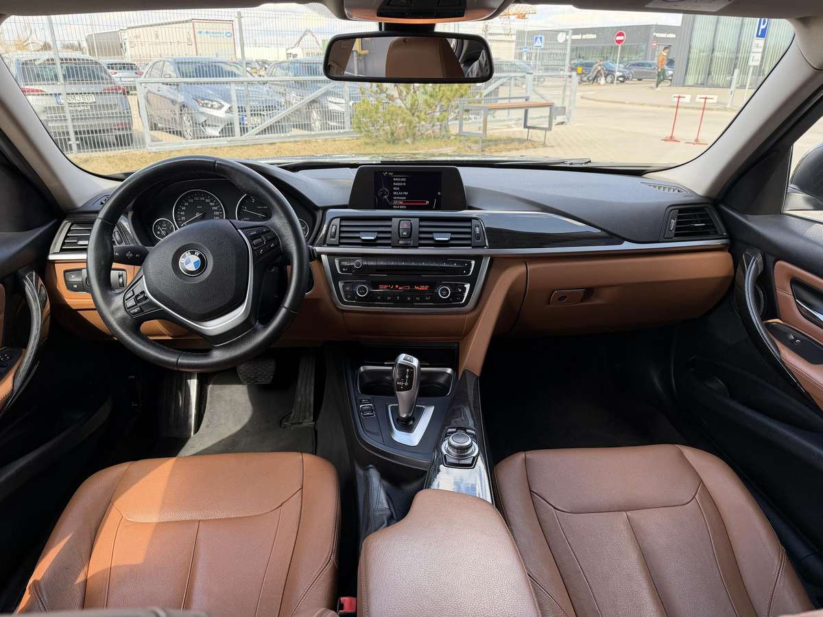 BMW 316, 2.0 l., Седан