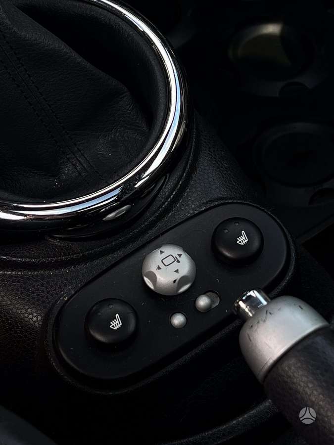 Mini Cooper, 1.6 l., hatchback