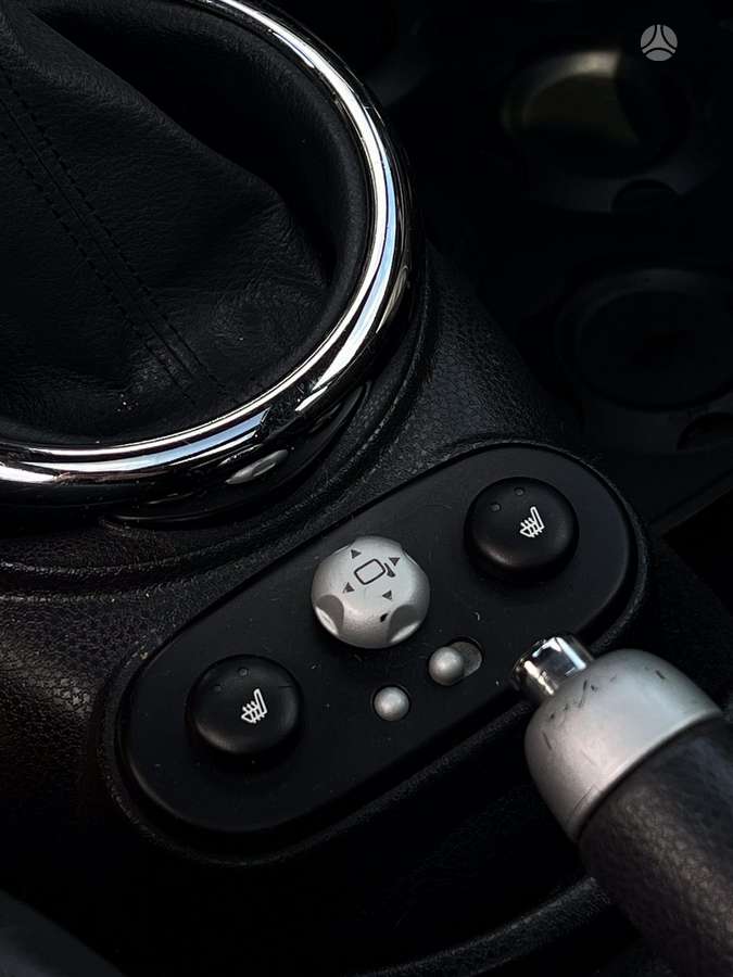 Mini Cooper, 1.6 l., hatchback