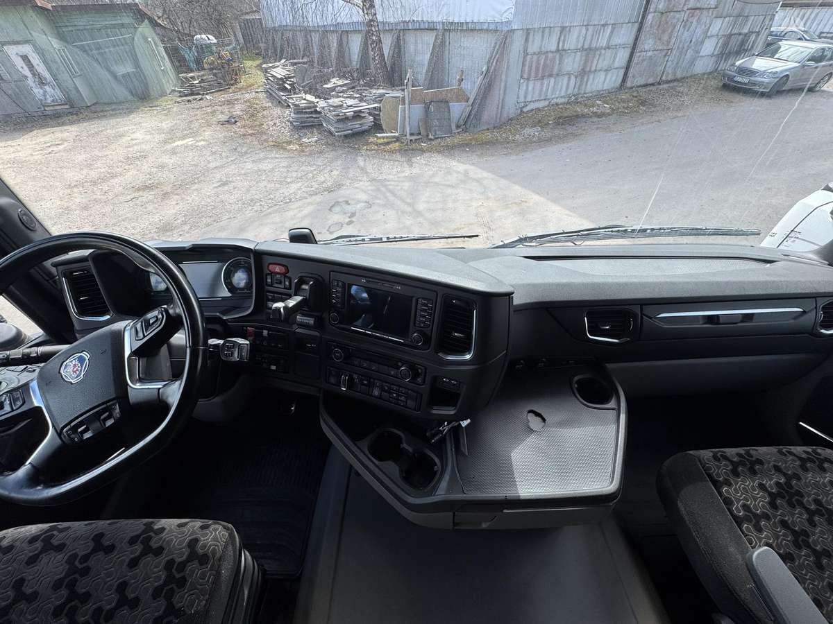 Scania R650, cab-chassis trucks