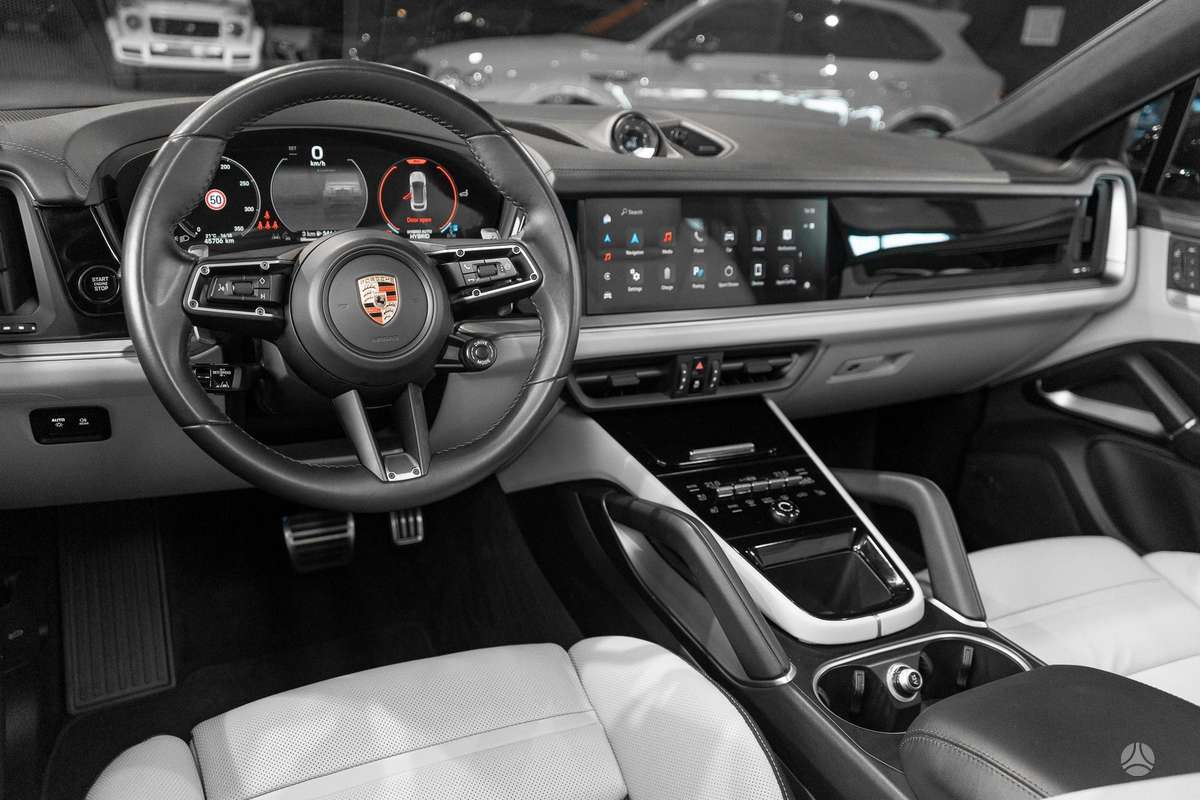 Porsche Cayenne Coupe - 10