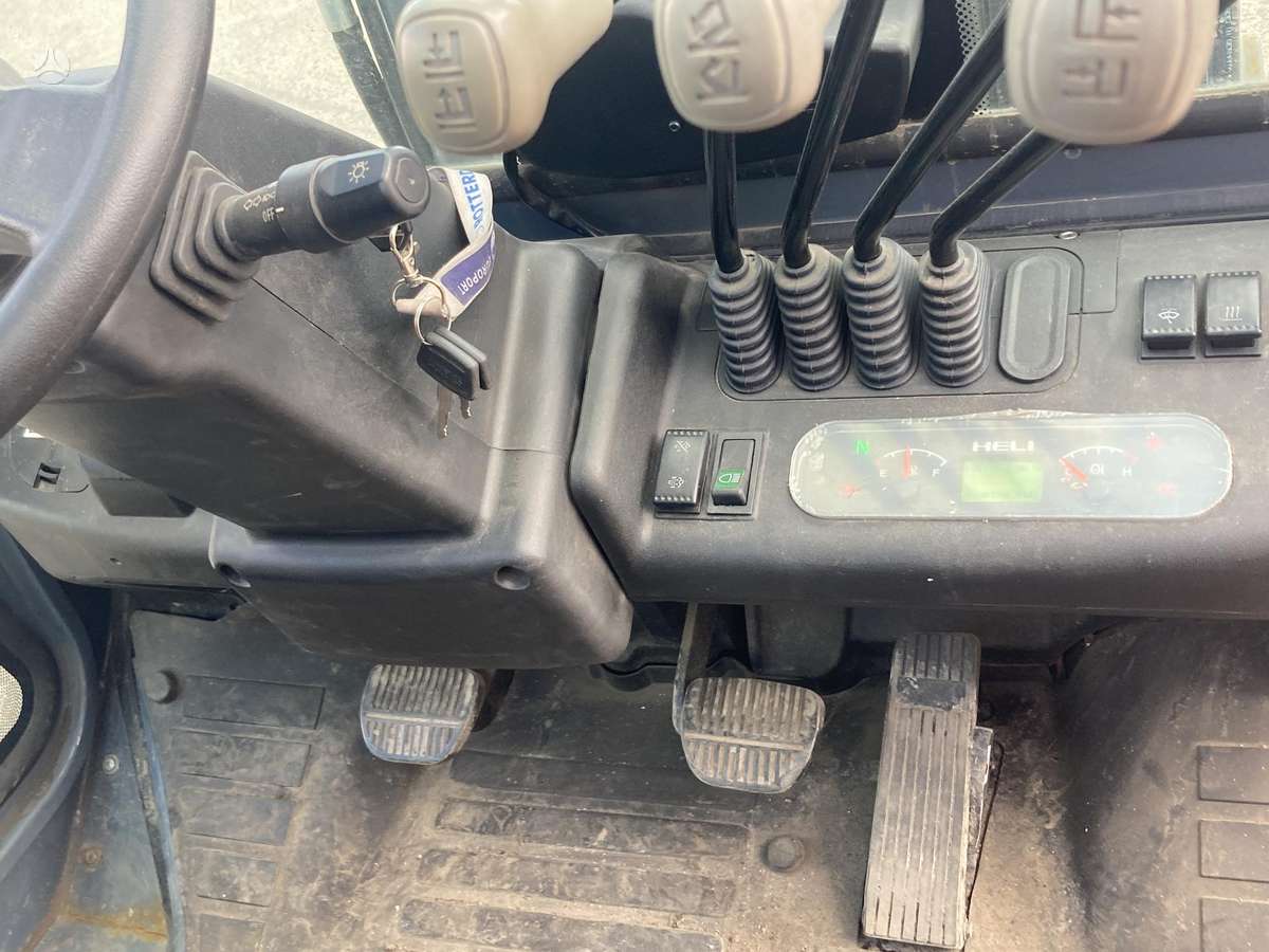 Heli CPCD35, forklifts