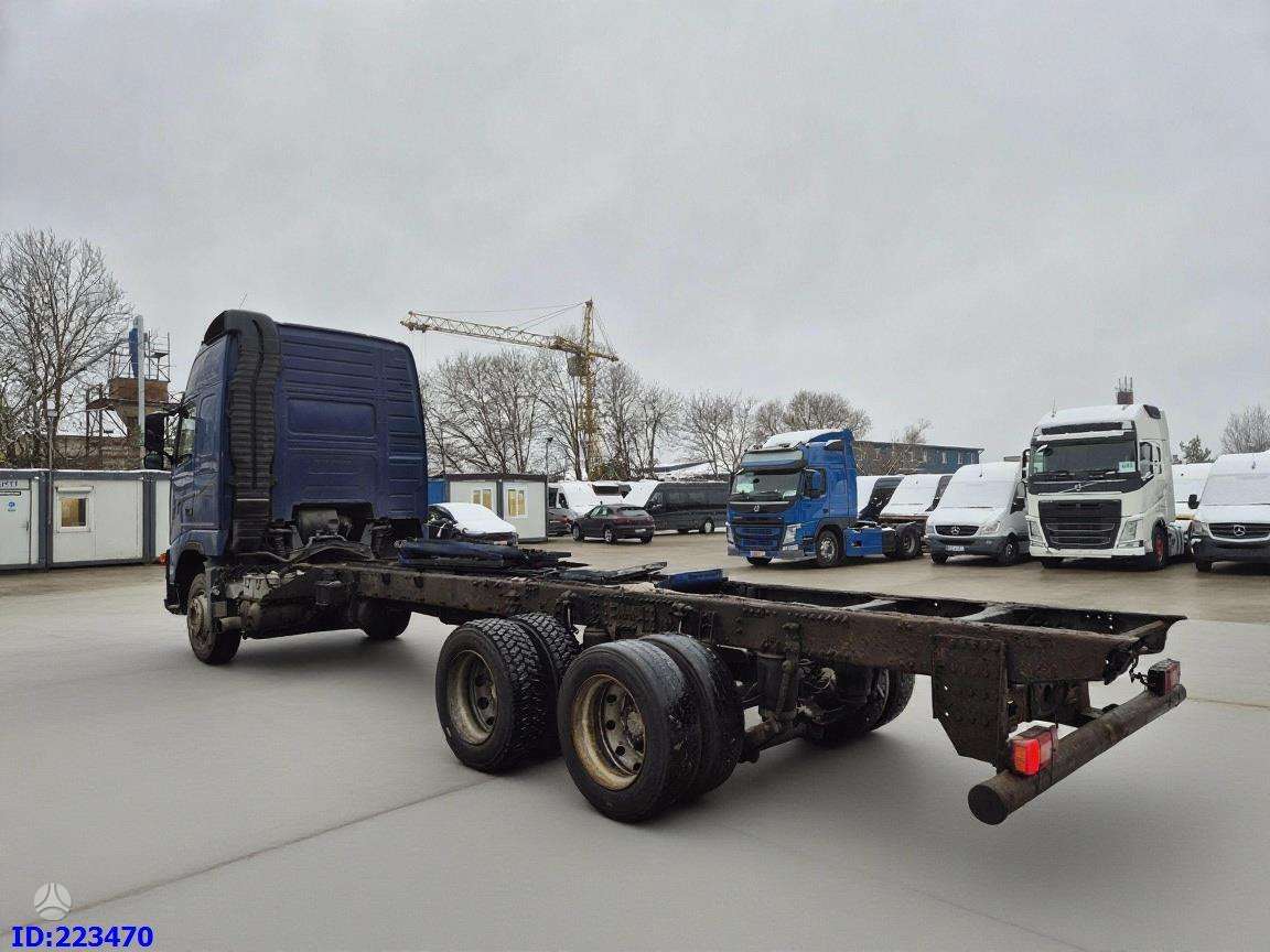 Volvo FH12 420, шасси