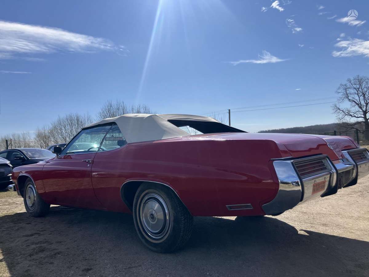 Buick Centurion, 5.7 l., convertible