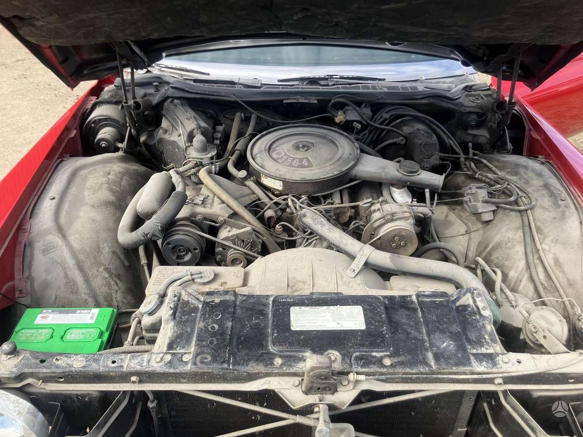 Buick Centurion, 5.7 l., Кабриолет