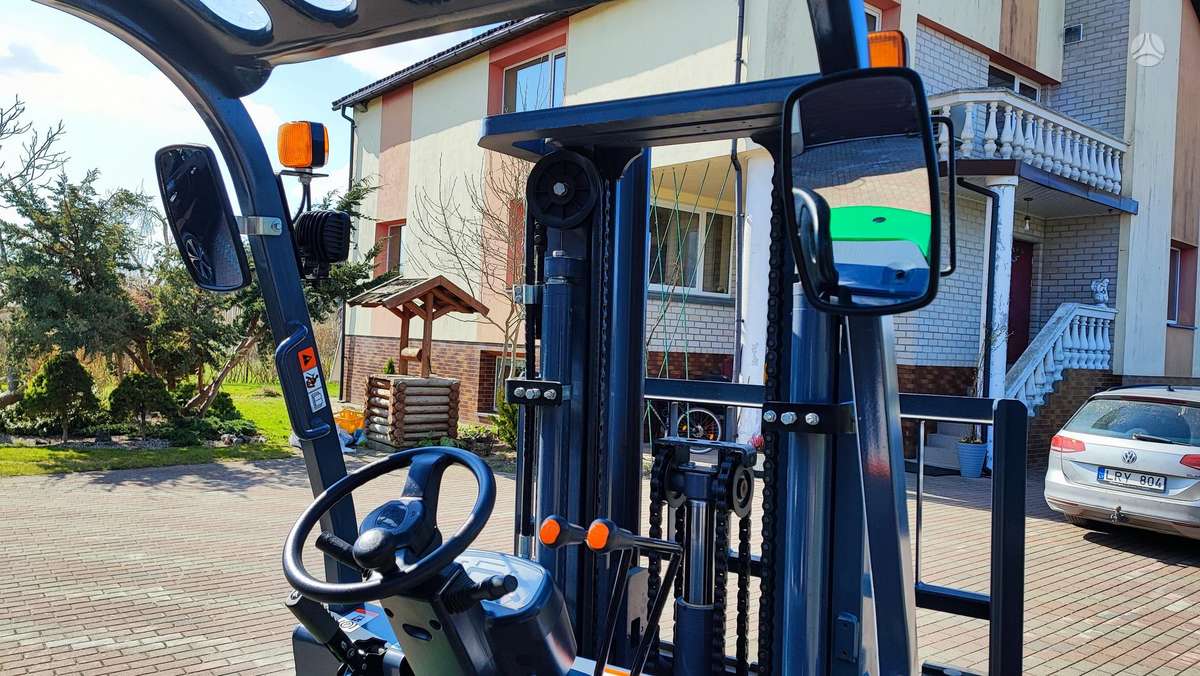 -Kita- Janmar, forklifts