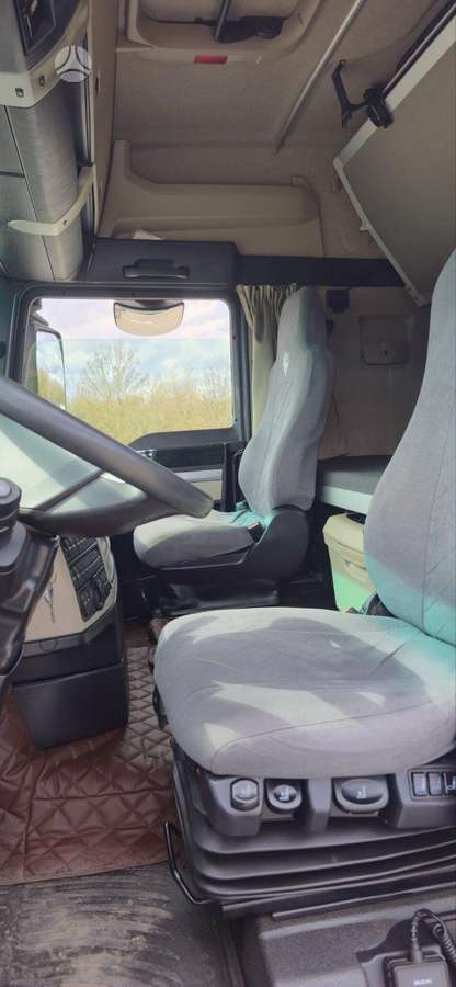 MAN TGX, double sleeper
