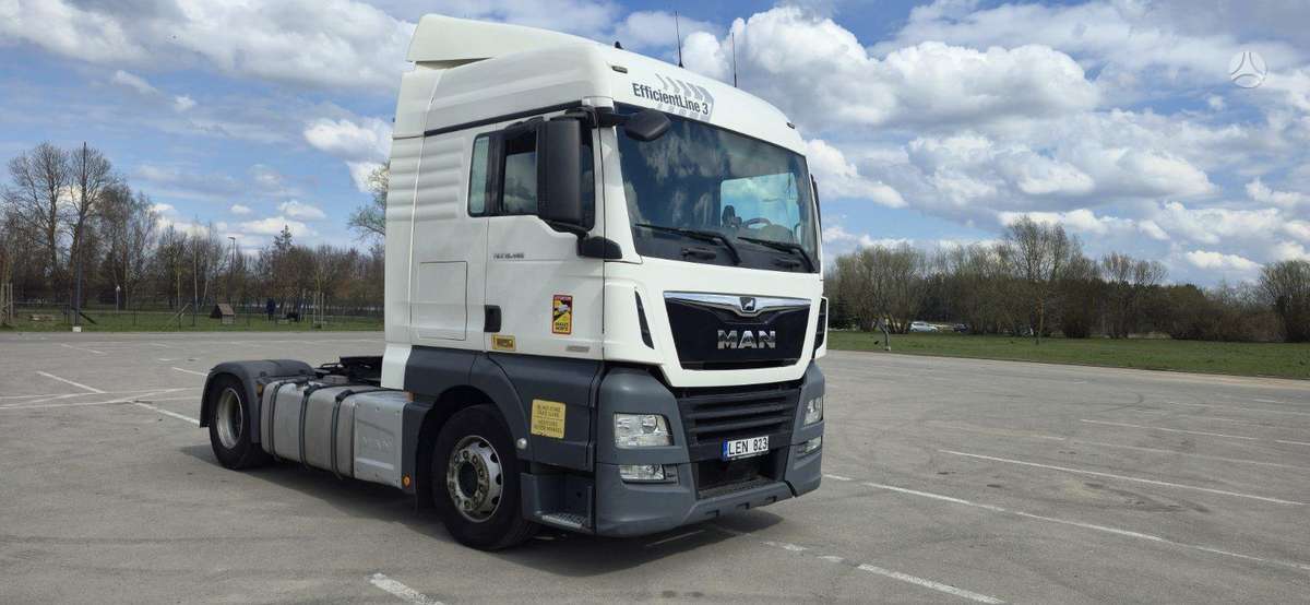 MAN TGX, double sleeper