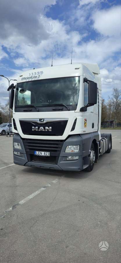 MAN TGX, double sleeper