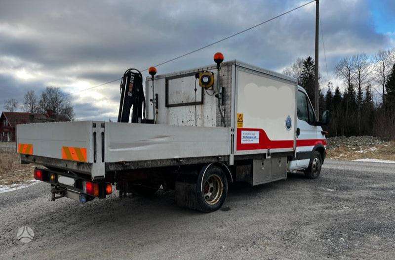 Iveco Daily 35C13, с краном