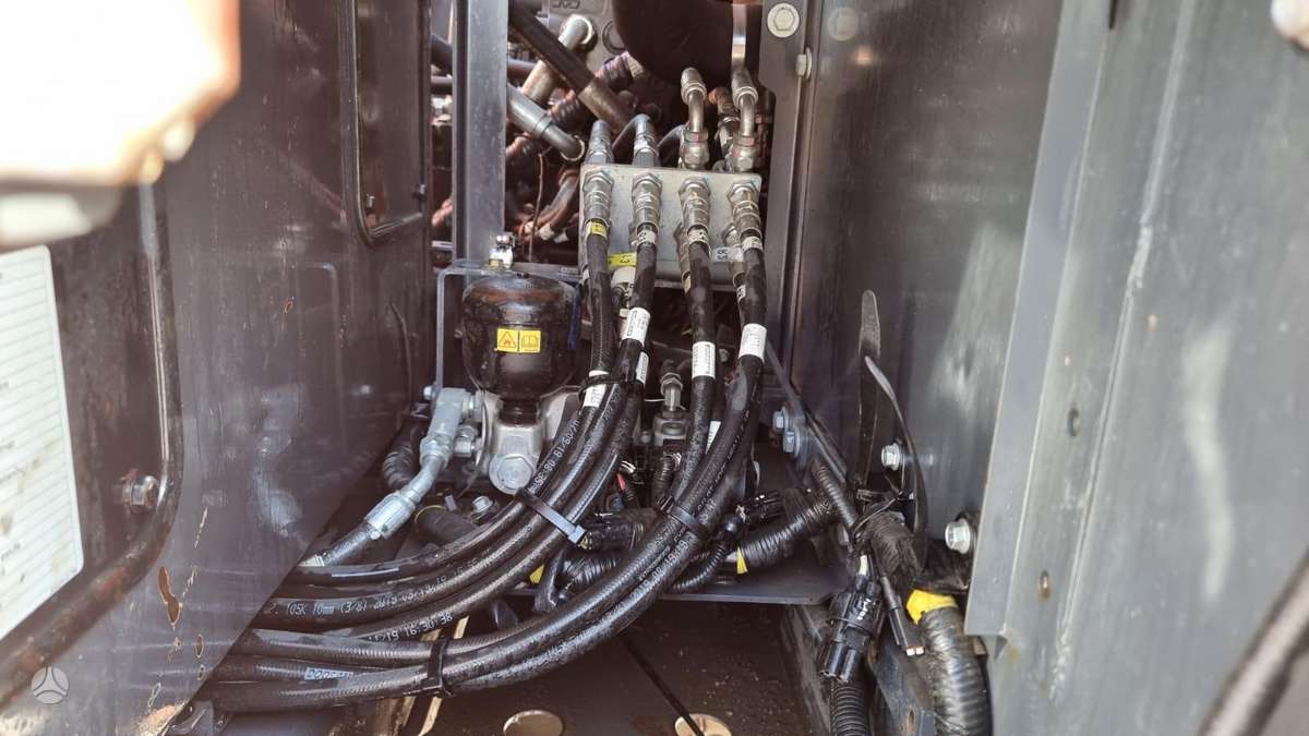 Doosan DX 140 LC-5, ekskavatoriai