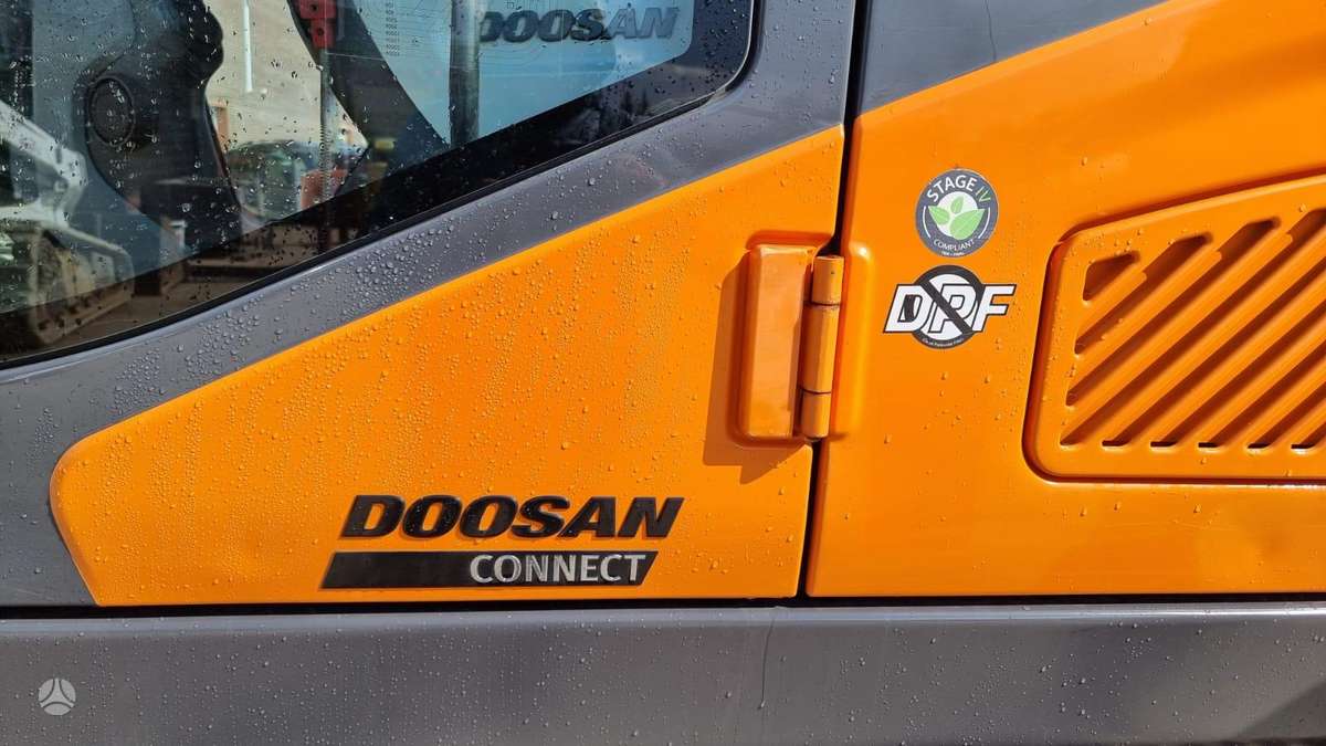 Doosan DX 140 LC-5, ekskavatoriai