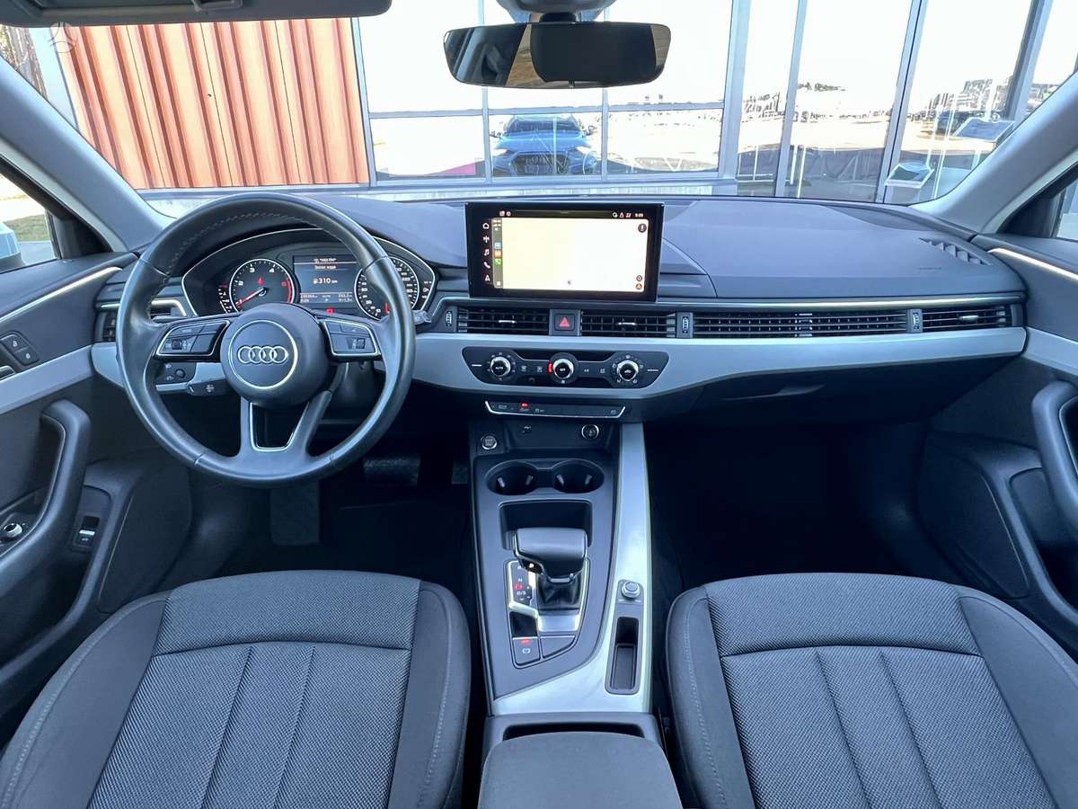 Audi A4, 2.0 l., Универсал