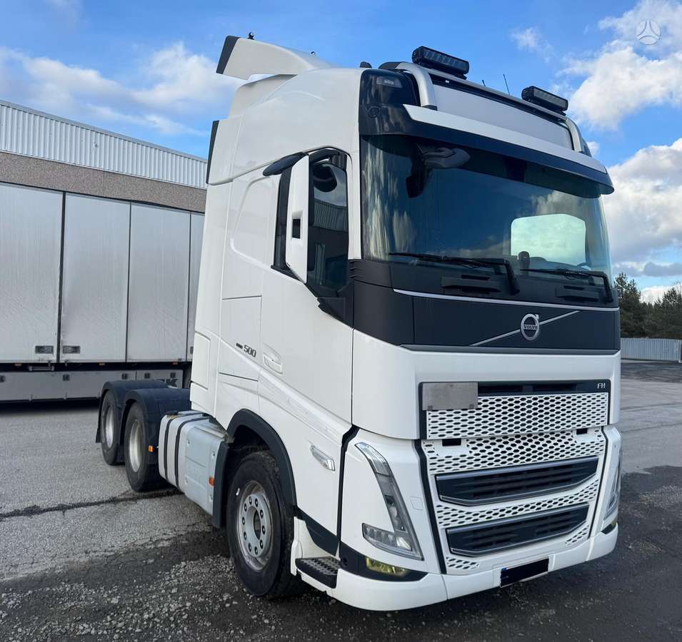 Volvo FH13/500, single sleeper