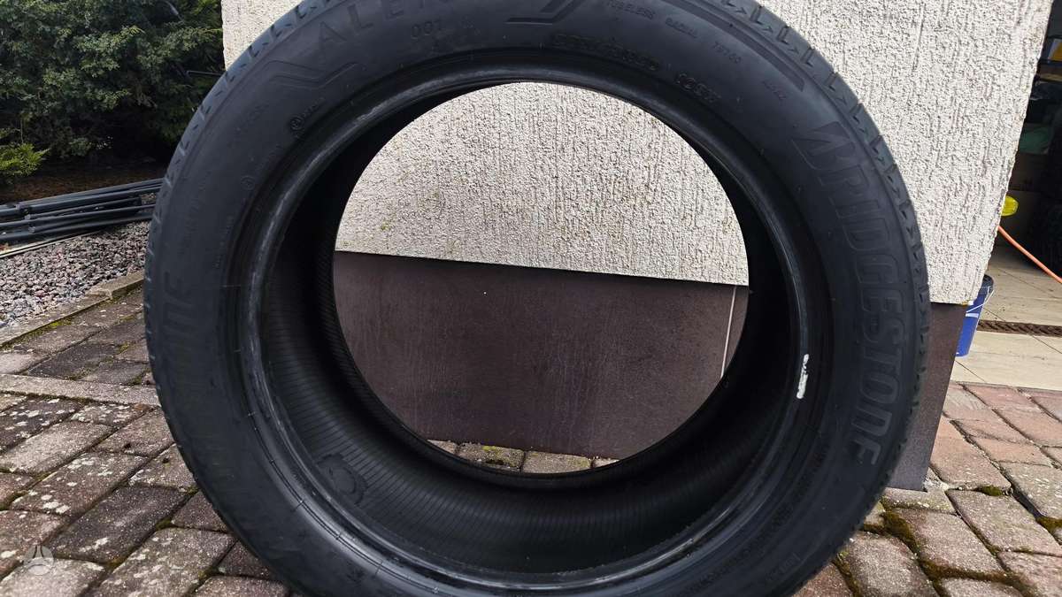 Pirelli PZERO, vasarinės 285/45 R20
