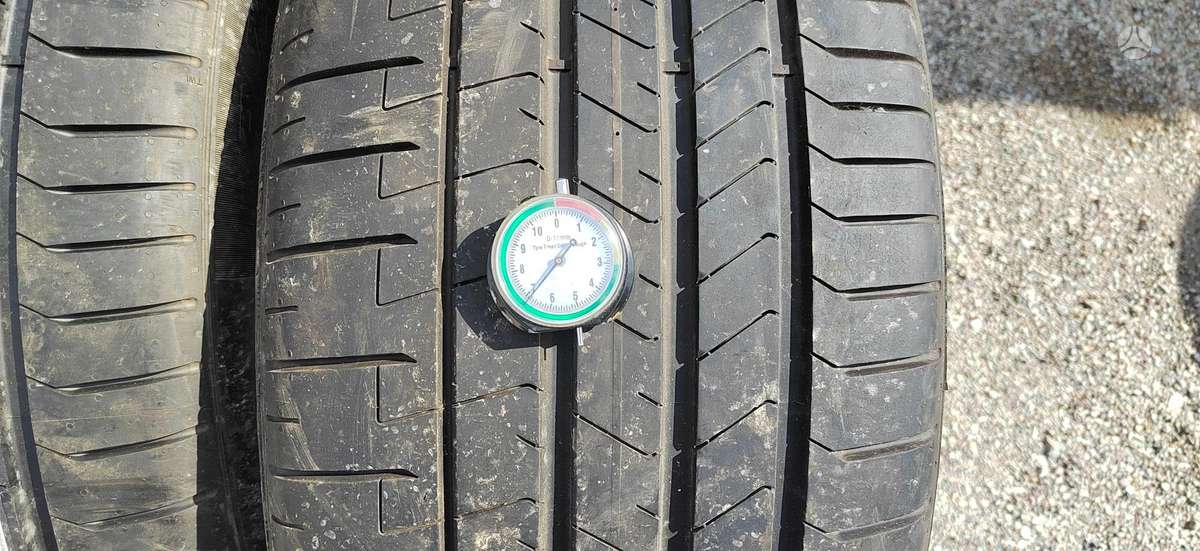 Pirelli P Zero PZ4, летние 285/40 R19
