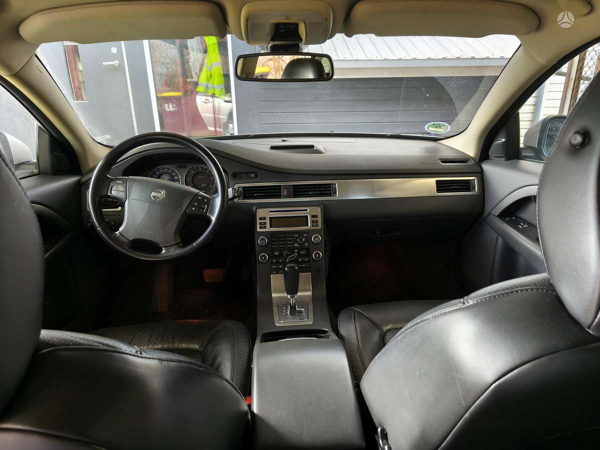 Volvo V70, 2.4 l., universalas