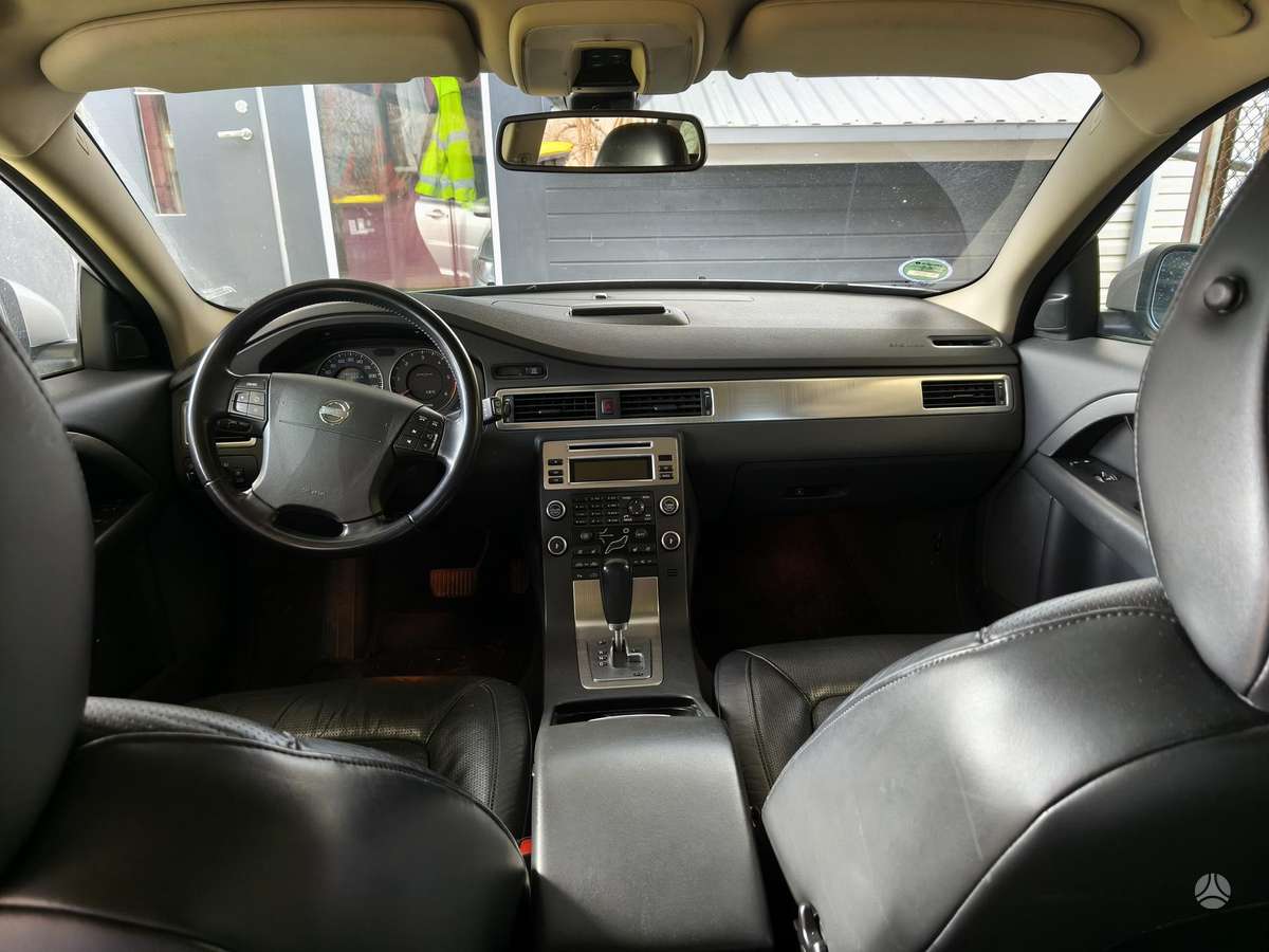 Volvo V70, 2.4 l., wagon